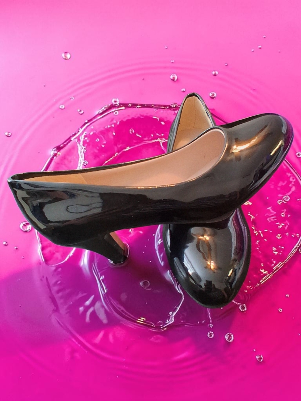 Classic Black Patent Leather Kitten Heel Pumps Round Toe Women's Shoe Size 6.5